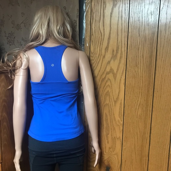 Lululemon Deep V Athletic - Picture 4 of 11